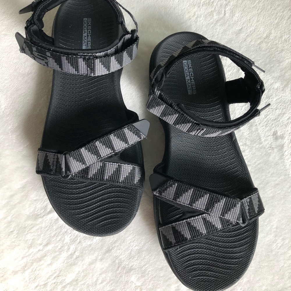 Skechers Goga Mat Sandals Size 7